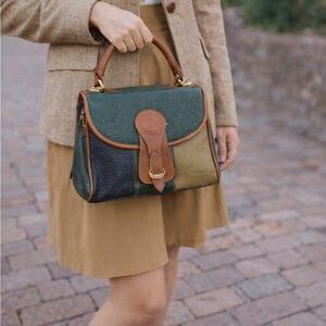 Elegant Green and Brown Leather Handbag
